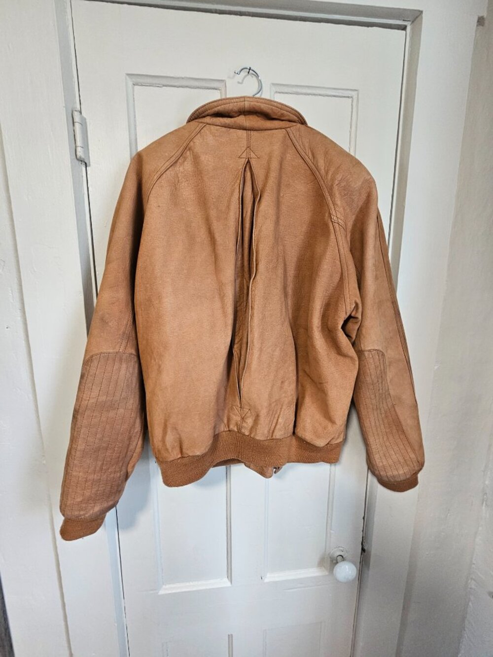 Vintage Marlboro Adventure Team Leather Bomber Jacket | Tan | Classic 90s - Picture 2 of 3